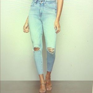 Good American  Jeans